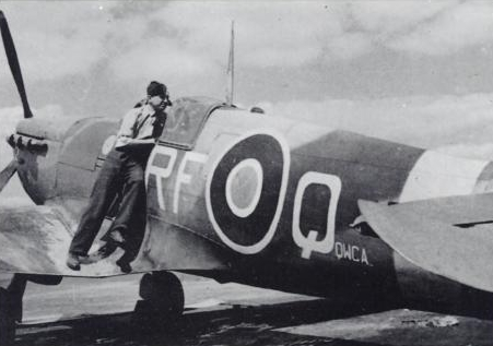 Spitfire Antoniego Głowackiego/ źr. wikimedia.org