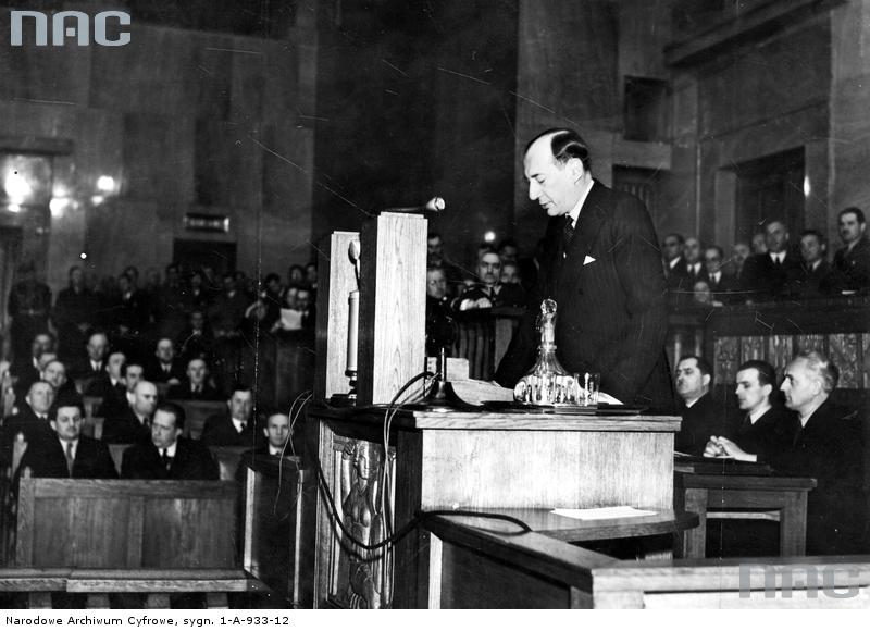 Posiedzenie Sejmu w 1939 roku - expose ministra spraw zagranicznych Józefa Becka na zerwanie przez Niemcy paktu o nieagresji z Polską / Źródło: NAC, sygn. 1-A-933-12