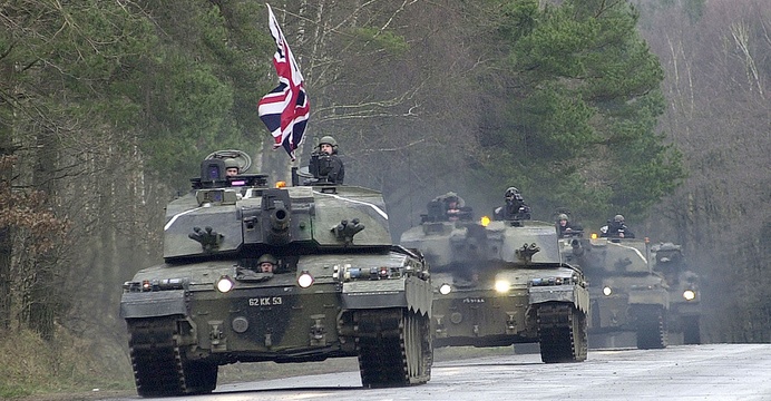 Brytyjskie czołgi podstawowe Challenger 2. / Wikimedia Commons.