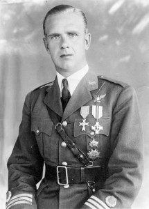 Alfons Rebane - dowódca 47. Pułku Grenadierów SS - tutaj w stopniu kapitana przedwojennej armii estońskiej/ Źródło: Wikimedia Commons