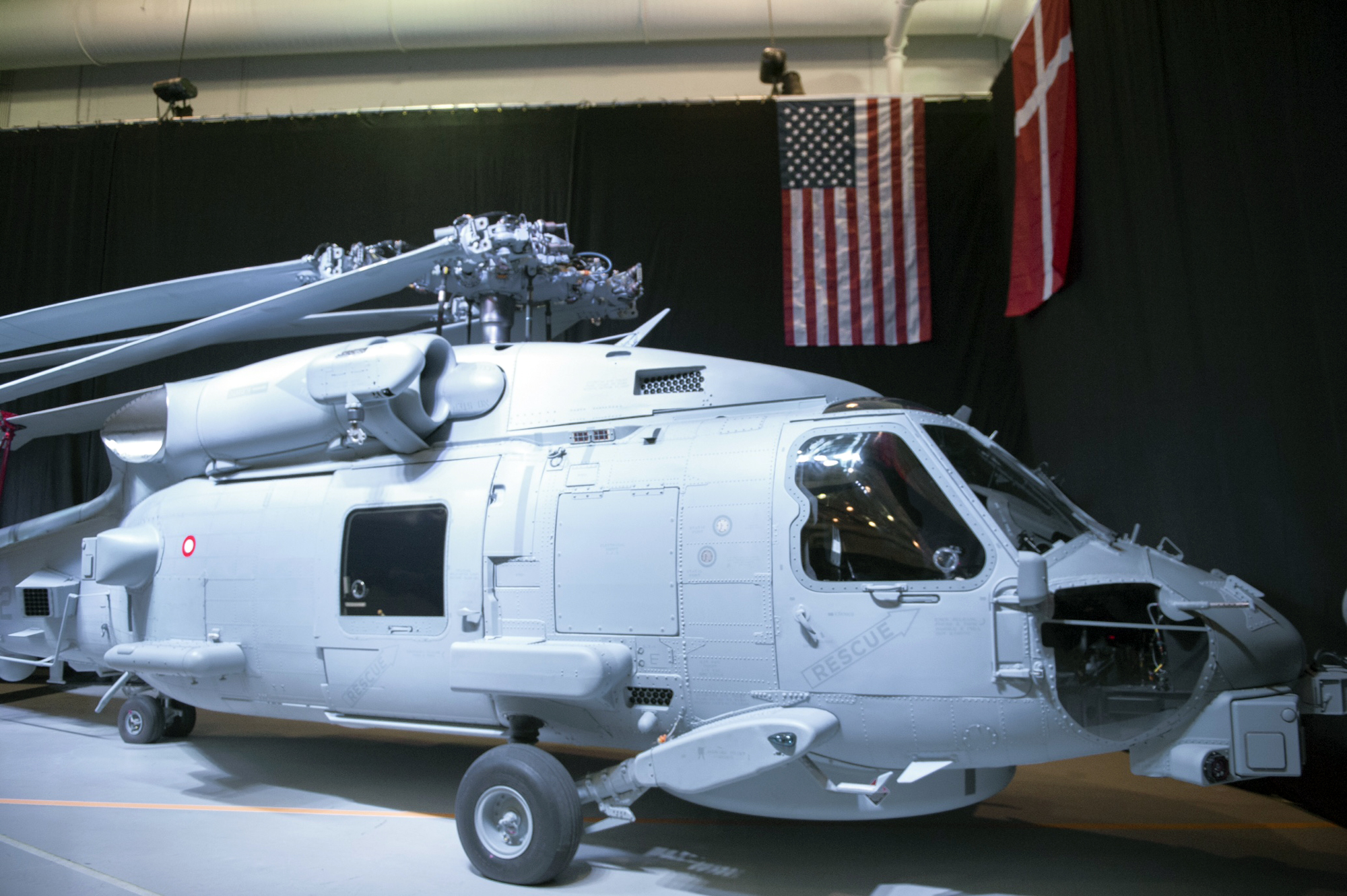 MH-60R Seahawk. Pierwsza z 9 maszyn dla Danii. (Lockheed Martin)