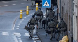 Belgia od dawna boryka się z terroryzmem. Na zdjęciu Belgijscy antyterroryści podczas przygotowań do szturmu z 2014 roku. / www.vosizneias.com