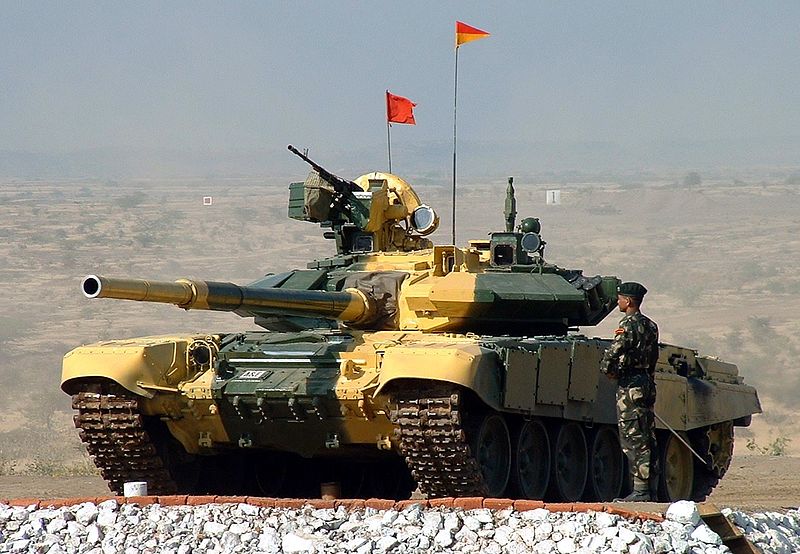 Na zdjęciu Czołg T-90S w barwach armii indyjskiej. (Wikimedia Commons)
