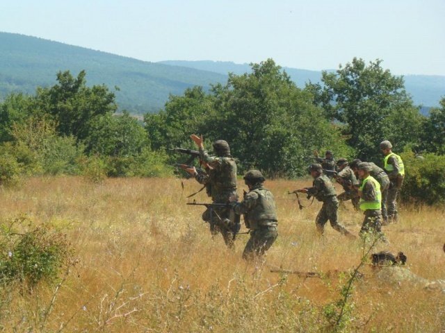 Pomiędzy 4 kwietnia i 16 maja siły lądowe Bułgarii i wsparte przez oddziały z USA przeprowadzą manewry wojskowe na poligonie Novo Solo. Źródło: MON Bułgarii.