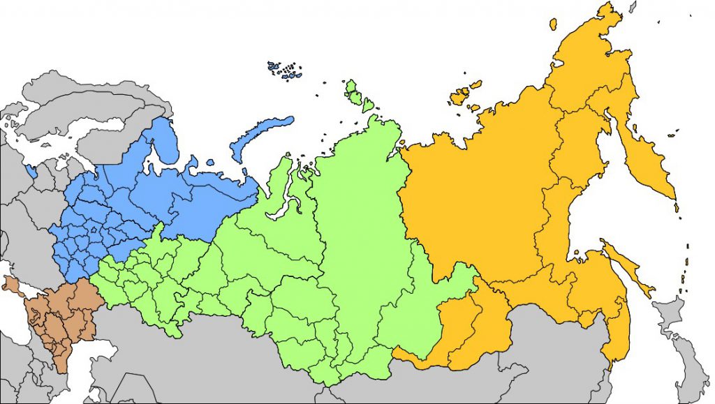 Okręgi wojskowe w Rosji: Zachodni (niebieski), Południowy (brązowy), Centralny (zielony) i Wschodni (pomarańczowy). / Wikimedia Commons.