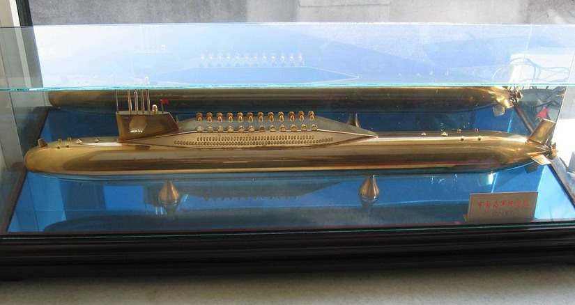 Makieta okrętu podwodnego typu 096. / fot. Wikimedia Commons.