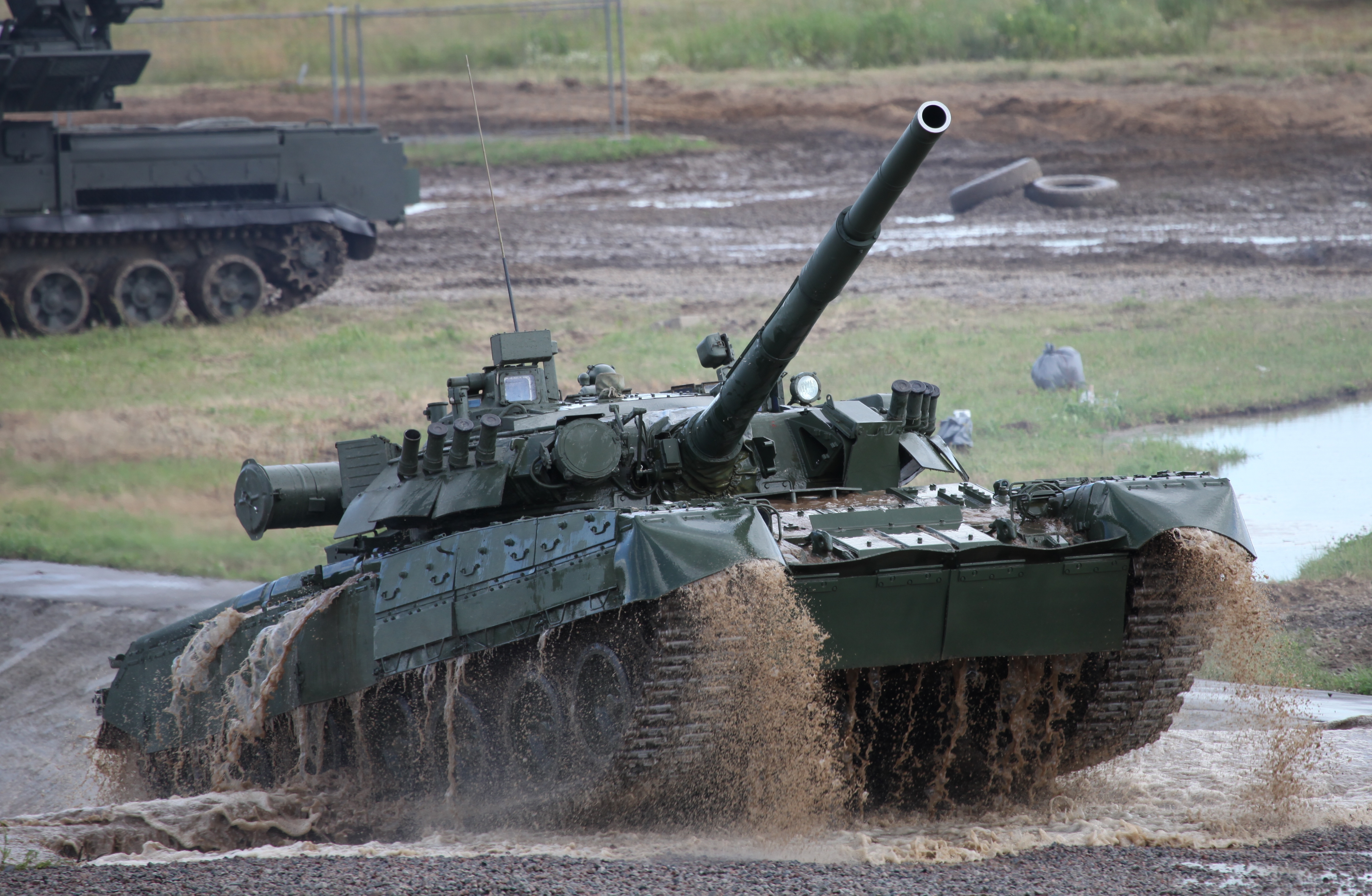 T-80U. /Fot. Vitaly V. Kuzmin na licencji CC BY-SA 3.0 via Wikimedia Commons.