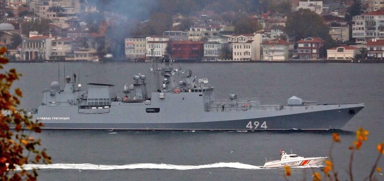 RFS Admirał Grigorowicz, sfotografowana podczas tranzytu przez Bosfor. / fot. Twitter via @YorukIsik.