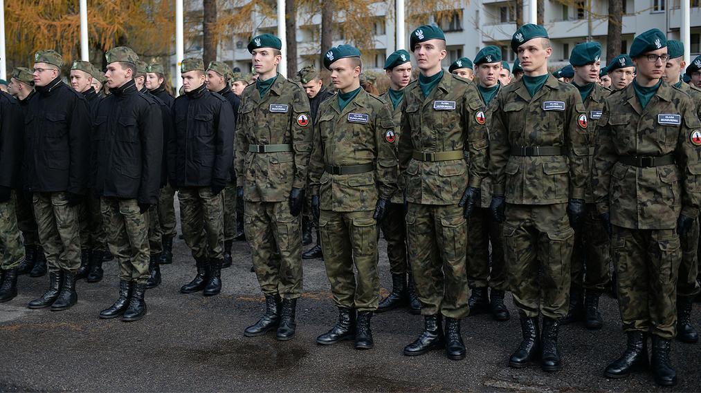 Apel uczniów klas mundurowych. / fot. mjr Robert Siemaszko (CO MON).