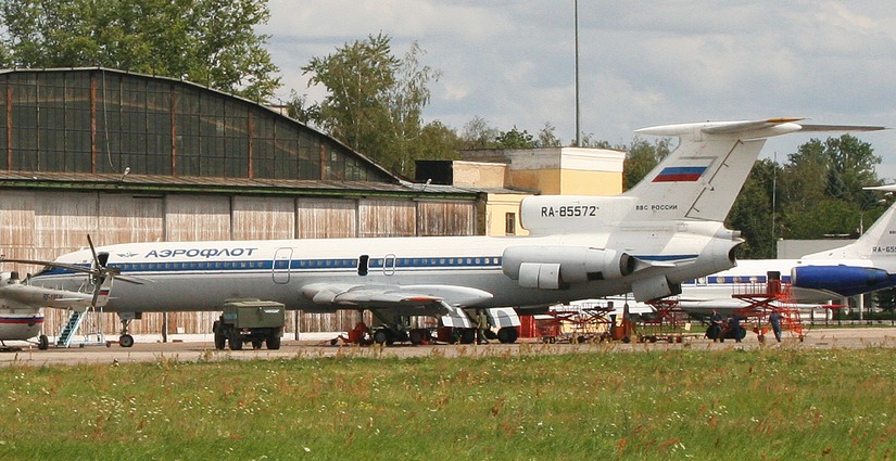 Tu-154B-2 o numerze bocznym RA-85572 w 2013 roku, jeszcze w barwach państwowych linii lotniczych Aerofłot. / Wikimedia Commons (domena publiczna).