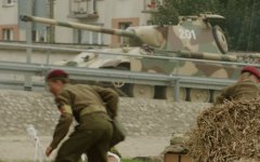 „Powrót do Arnhem” – spadochroniarska rekonstrukcja w Gryfinie [ZDJĘCIA]